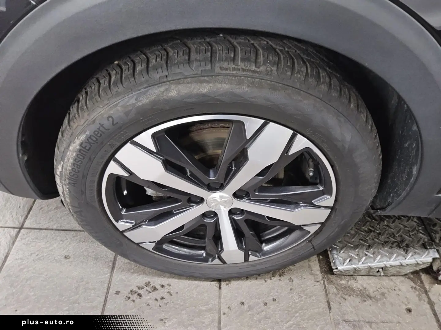 PEUGEOT 3008 1.5 BlueHDi 130 GT-Line Navi LED Pano