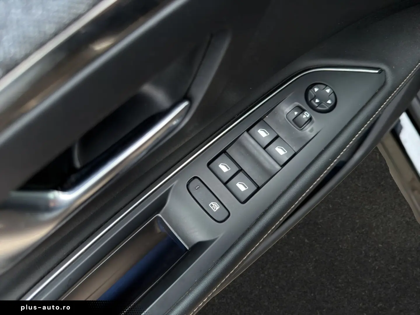 PEUGEOT 5008 1.5 BlueHDi 130 Allure (EURO 6d-TEMP)