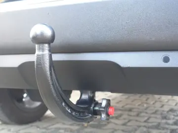 PEUGEOT 5008 Allure 1.5 Blue HDI -Einparkhilfe -7 Sitzer