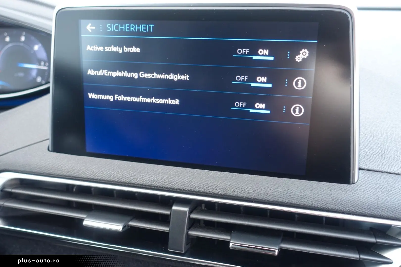PEUGEOT 5008 Allure 1.5 Blue HDI -Einparkhilfe -7 Sitzer
