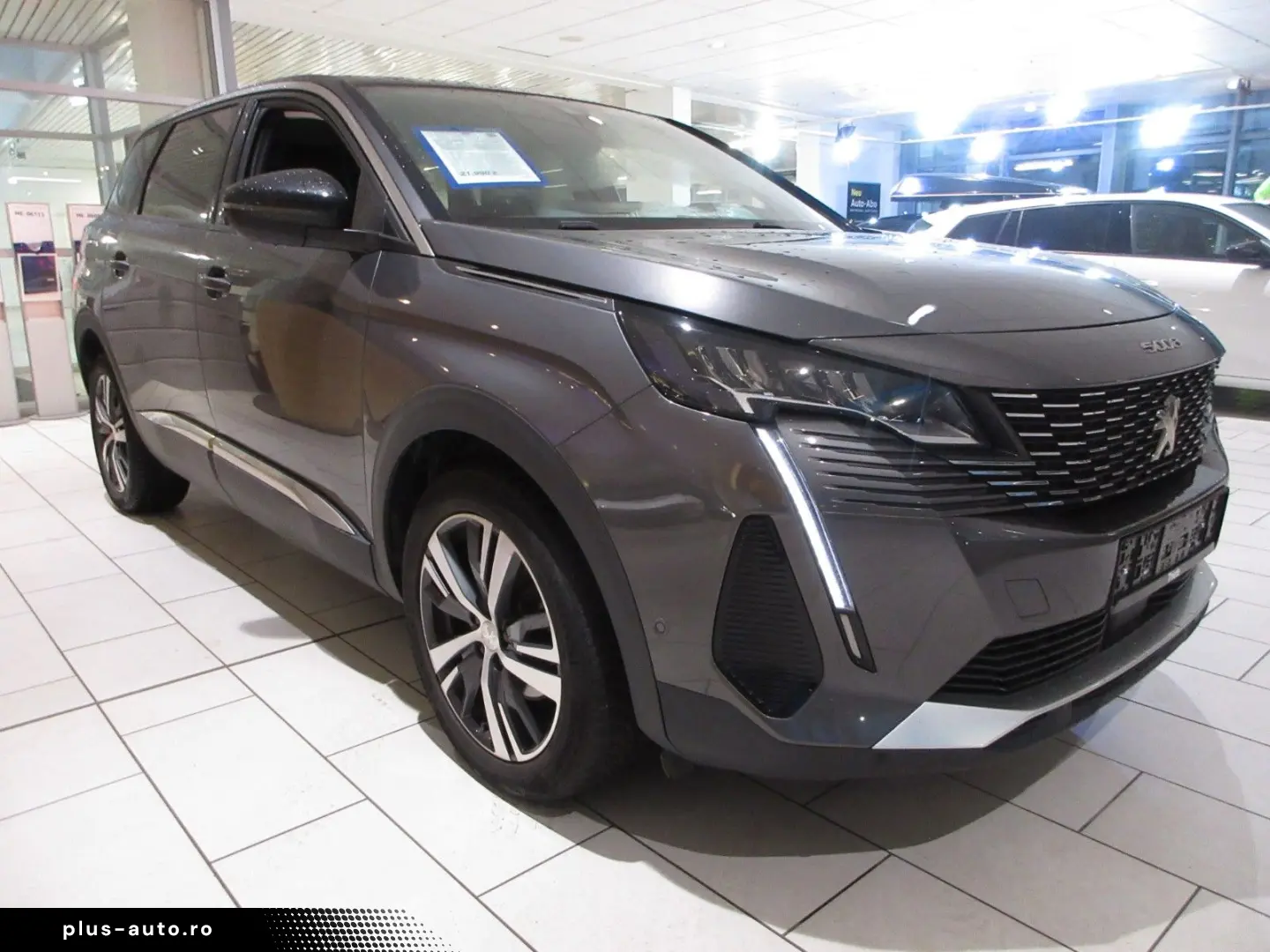 PEUGEOT 5008 Allure 1.5D LED NAVI R´CAM PDC 7-SITZ