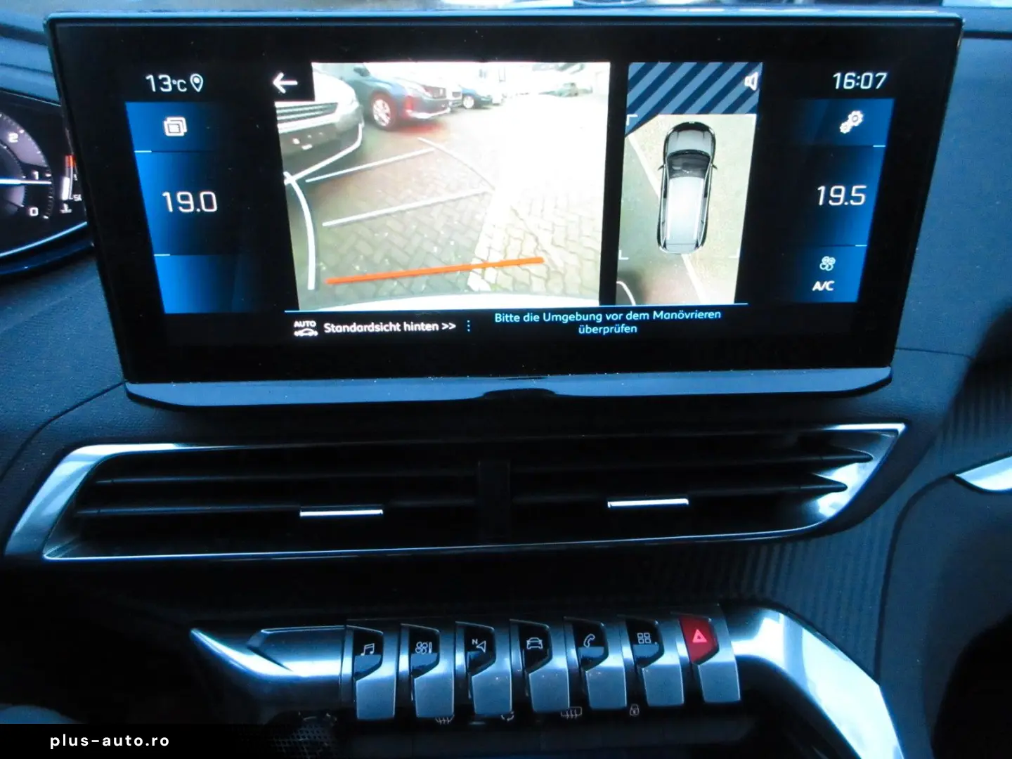 PEUGEOT 5008 Allure 1.5D LED NAVI R´CAM PDC 7-SITZ