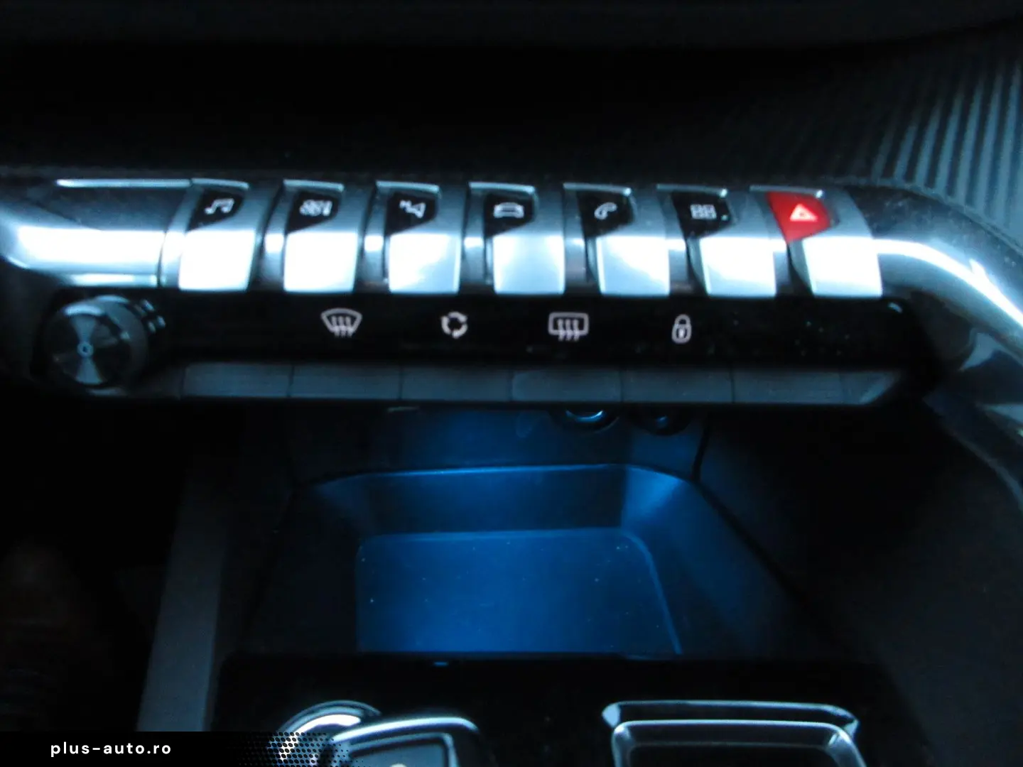 PEUGEOT 5008 Allure 1.5D LED NAVI R´CAM PDC 7-SITZ