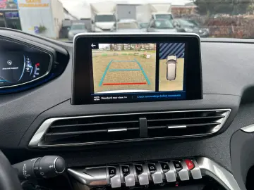 PEUGEOT 5008  Leder Panorama  7 Sitzer