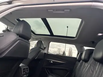 PEUGEOT 5008  Leder Panorama  7 Sitzer