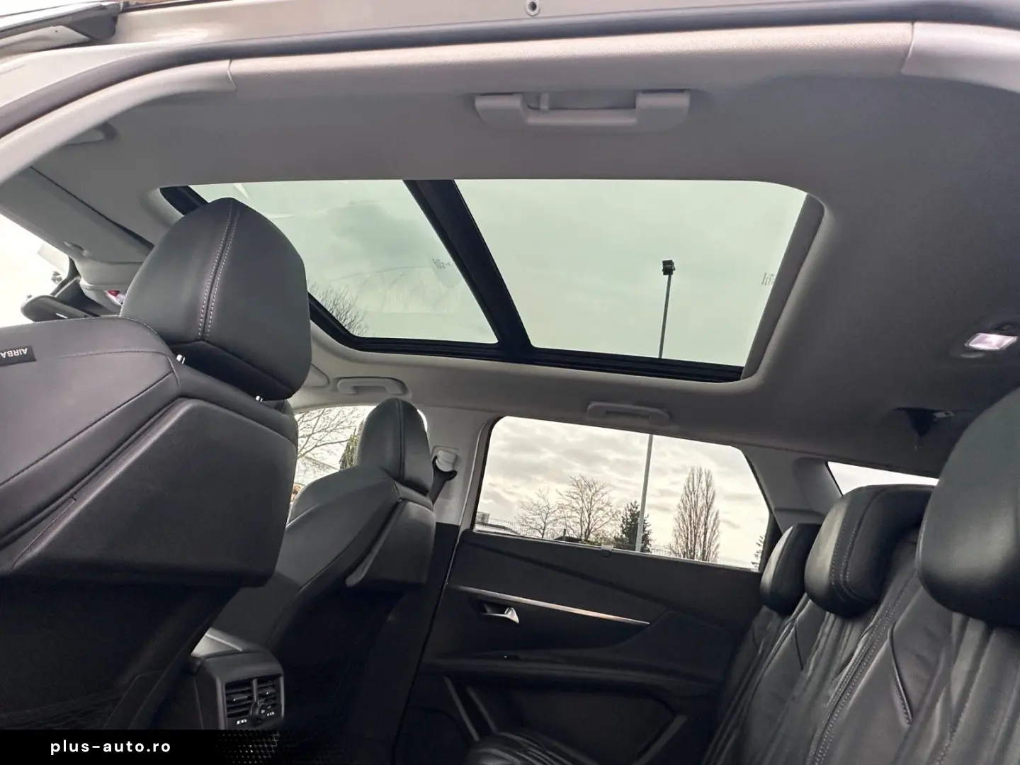 PEUGEOT 5008  Leder Panorama  7 Sitzer