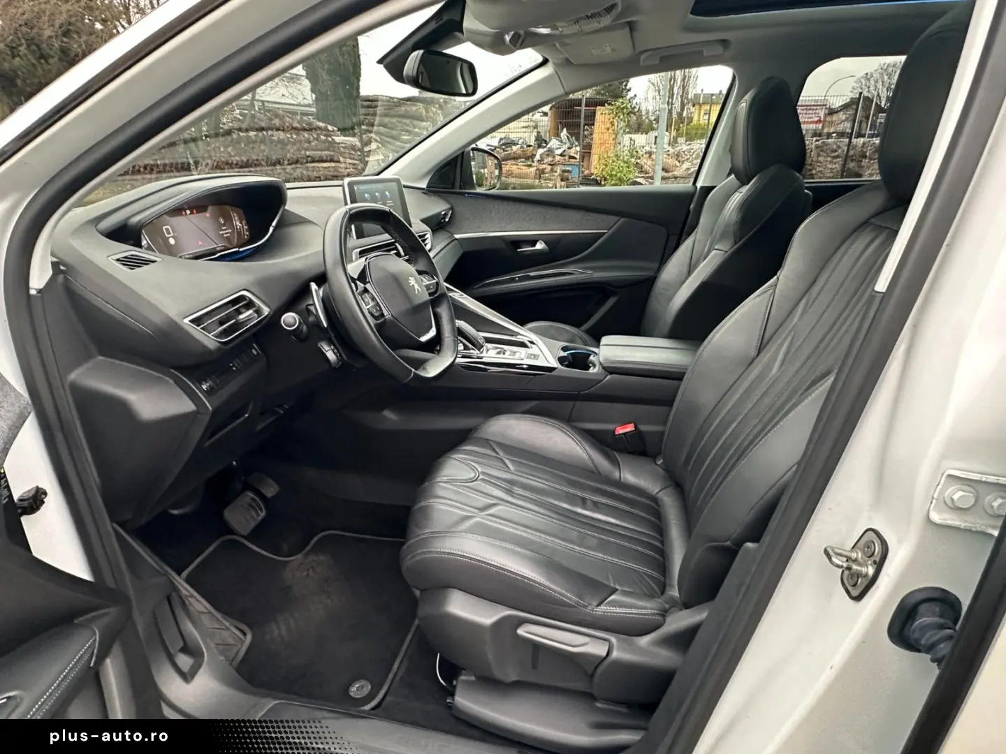 PEUGEOT 5008  Leder Panorama  7 Sitzer