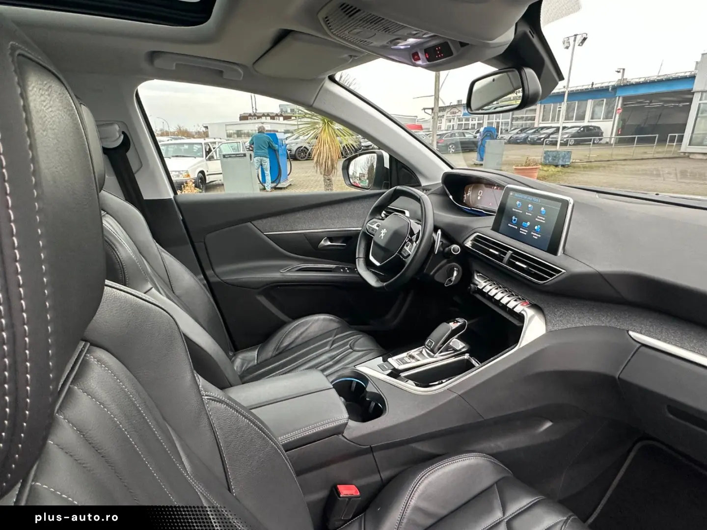 PEUGEOT 5008  Leder Panorama  7 Sitzer