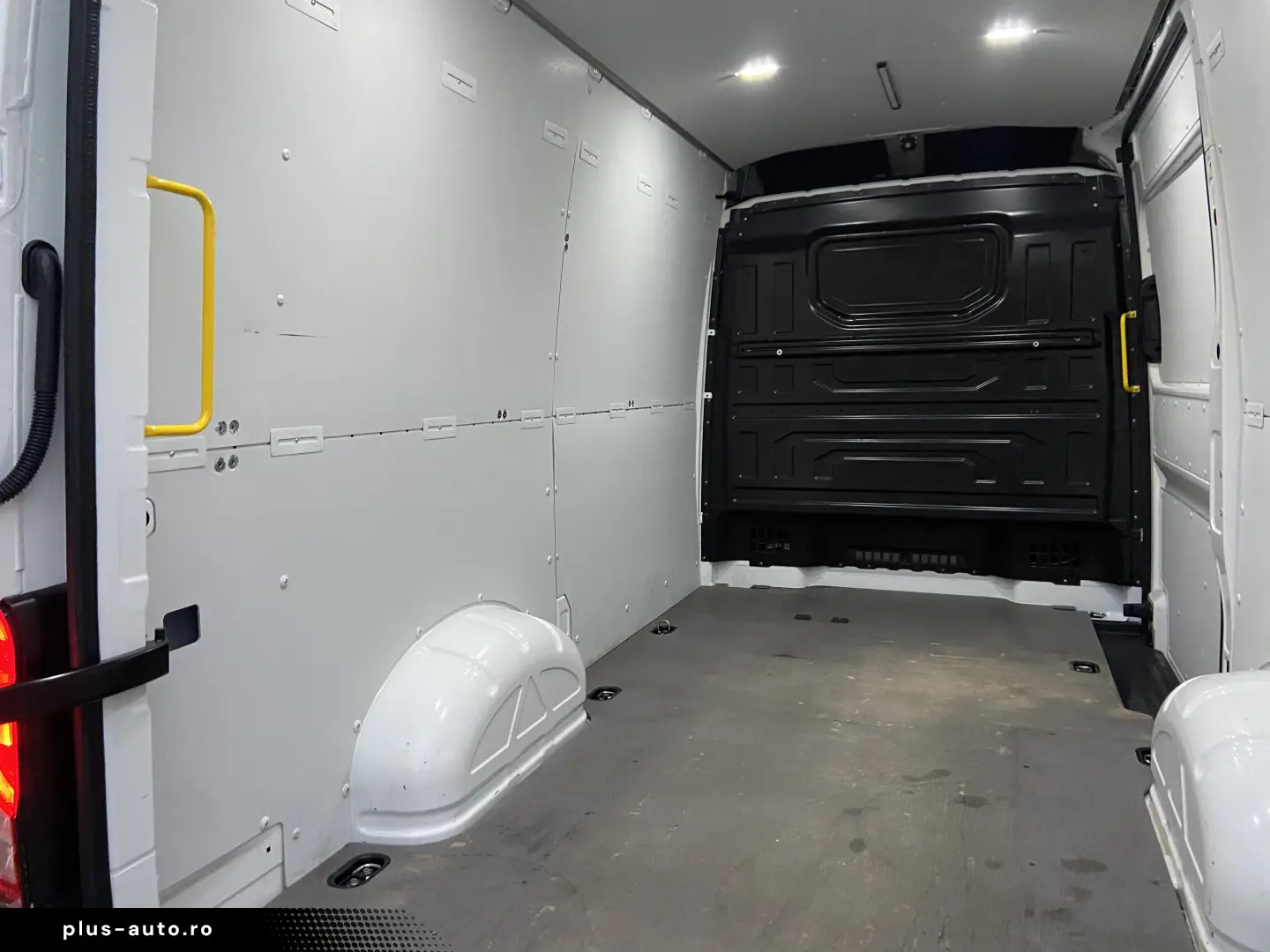 VW CRAFTER L3-H2 AUTOMAT 177cp WEBASTO ACC Front Assist