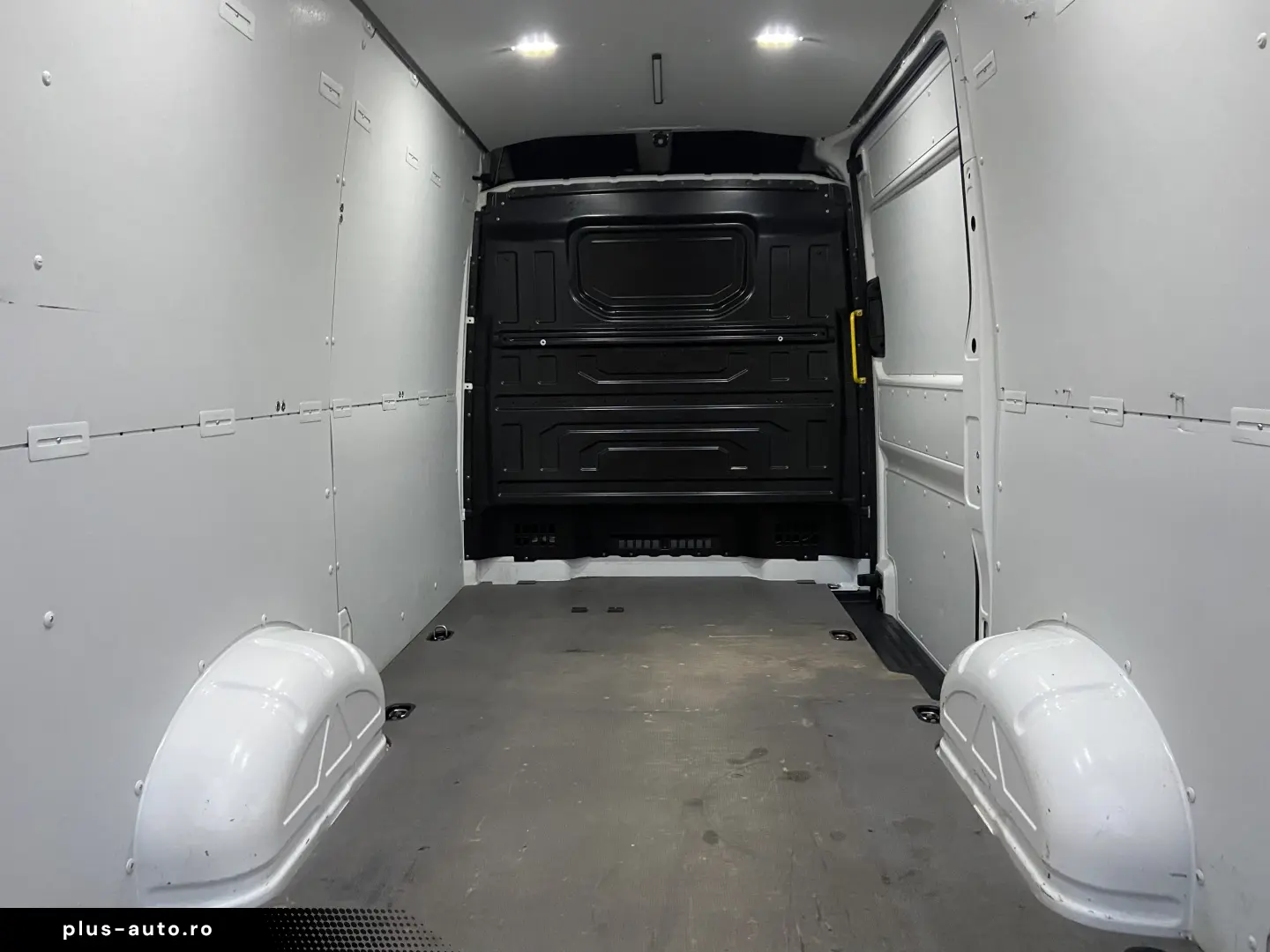 VW CRAFTER L3-H2 AUTOMAT 177cp WEBASTO ACC Front Assist