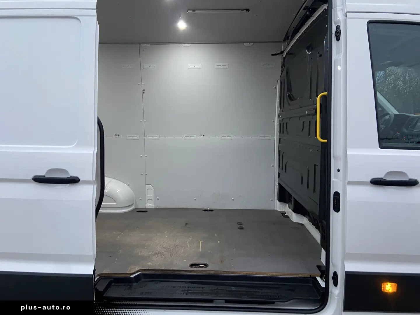 VW CRAFTER L3-H2 AUTOMAT 177cp WEBASTO ACC Front Assist