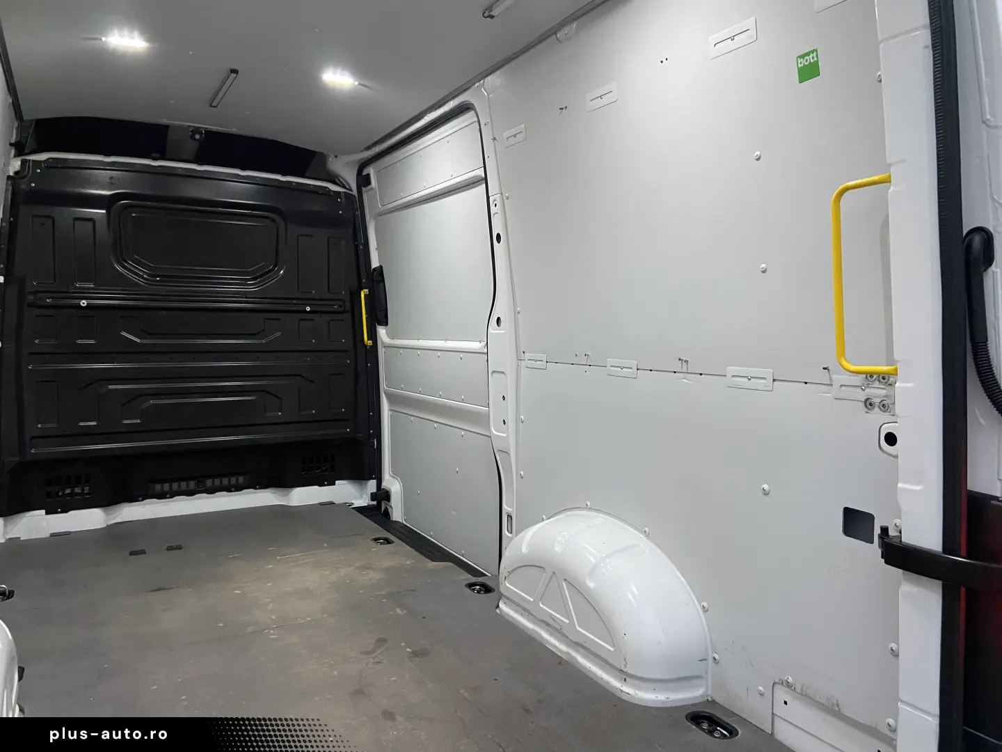 VW CRAFTER L3-H2 AUTOMAT 177cp WEBASTO ACC Front Assist
