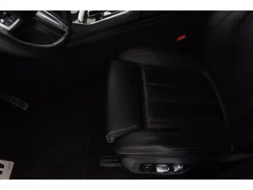 BMW X6 xDrive 30d M Sport Gestiksteuerung Soft-Close