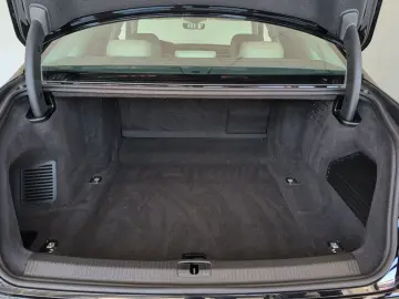 AUDI A8 50 TDI HD-Matrix Pano HuD Leder Weiß 360