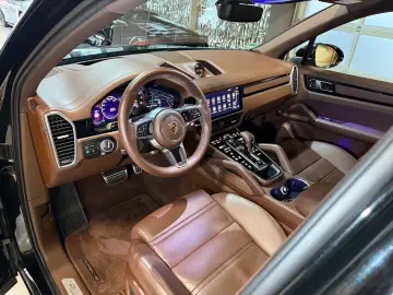 PORSCHE Cayenne S Platinum Edition~PANO~HEAD-UP~KAMERA