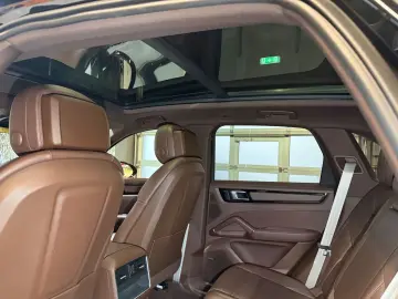PORSCHE Cayenne S Platinum Edition~PANO~HEAD-UP~KAMERA