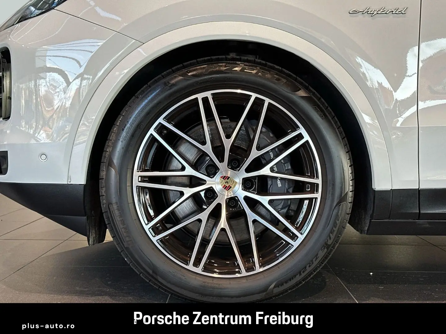 PORSCHE Cayenne E-Hybrid InnoDrive Surround-View BOSE