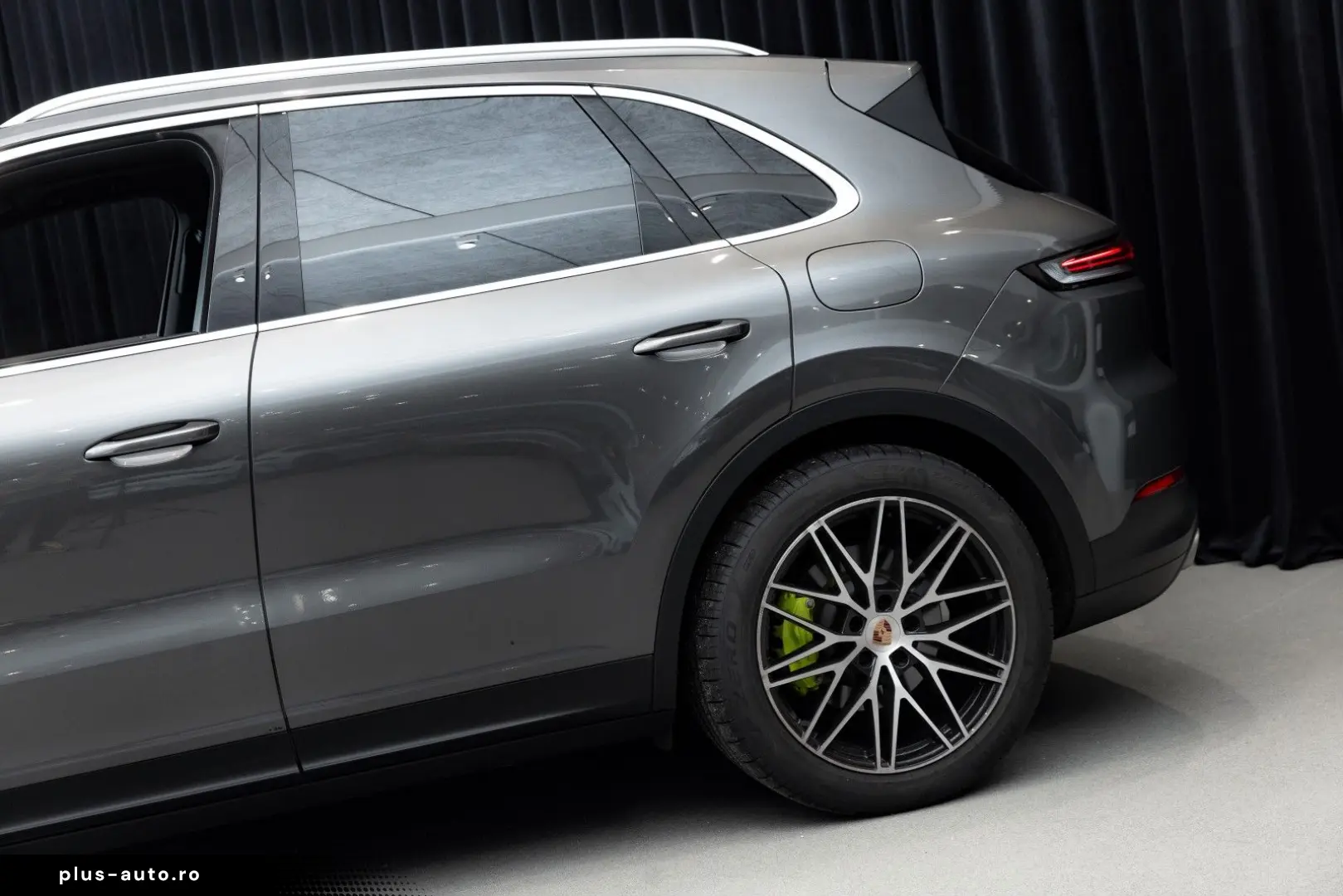PORSCHE Cayenne E-Hybrid