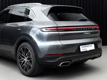 PORSCHE Cayenne E-Hybrid