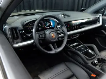 PORSCHE Cayenne E-Hybrid