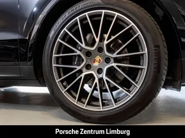 PORSCHE Cayenne Coupe Sportabgas Luftfederung 21-Zoll