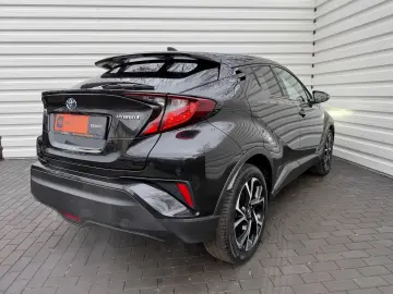 Toyota C-HR facelift 2020 de vanzare in RATE FIXE