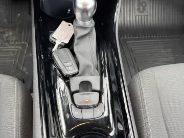 Toyota C-HR facelift 2020 de vanzare in RATE FIXE