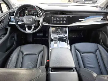 Audi Q7 2021