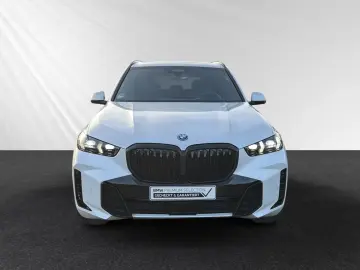BMW X5 xDrive50e M Sport Pro AHK Pano Head-Up H K