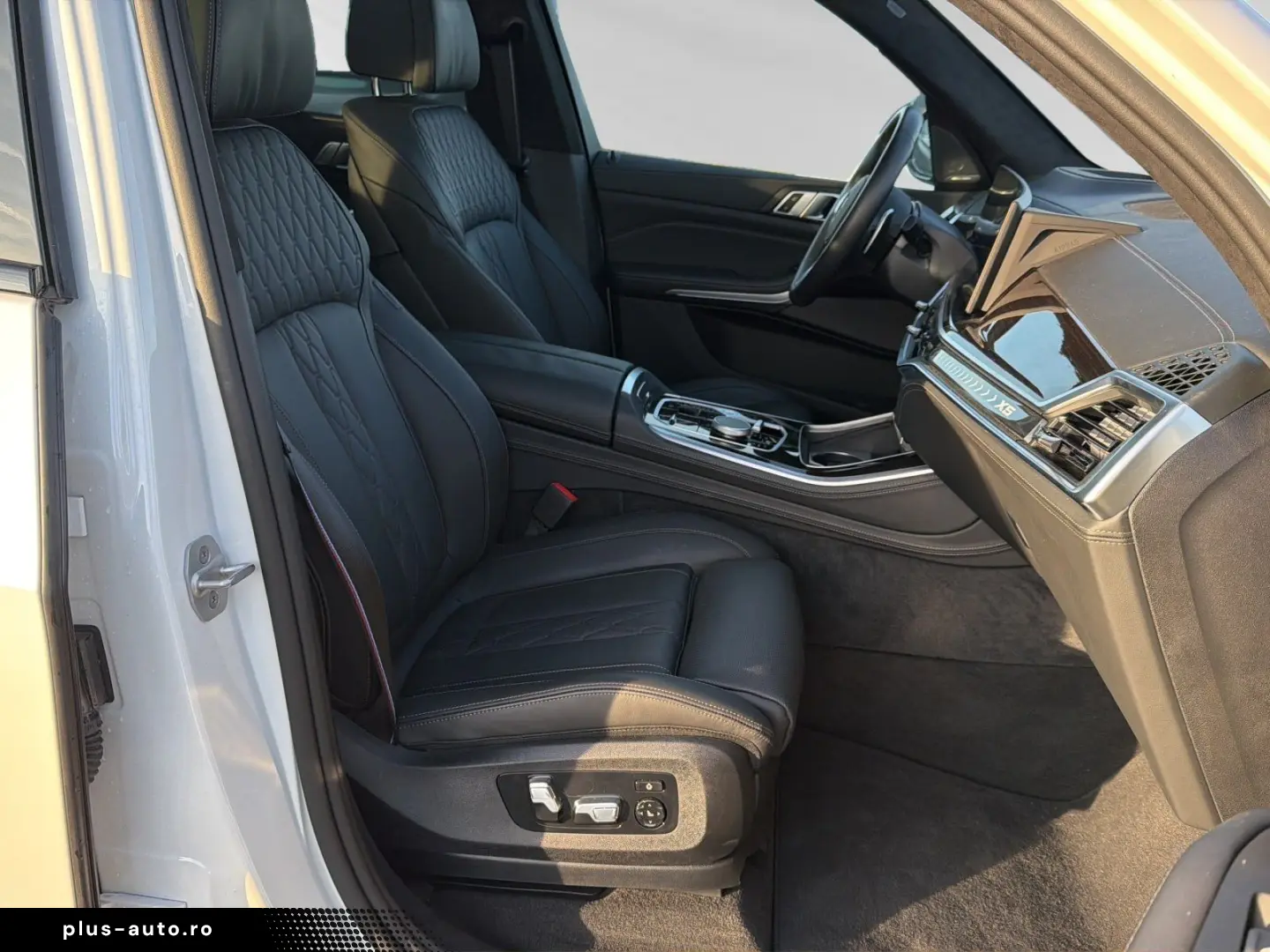 BMW X5 xDrive50e M Sport Pro AHK Pano Head-Up H K