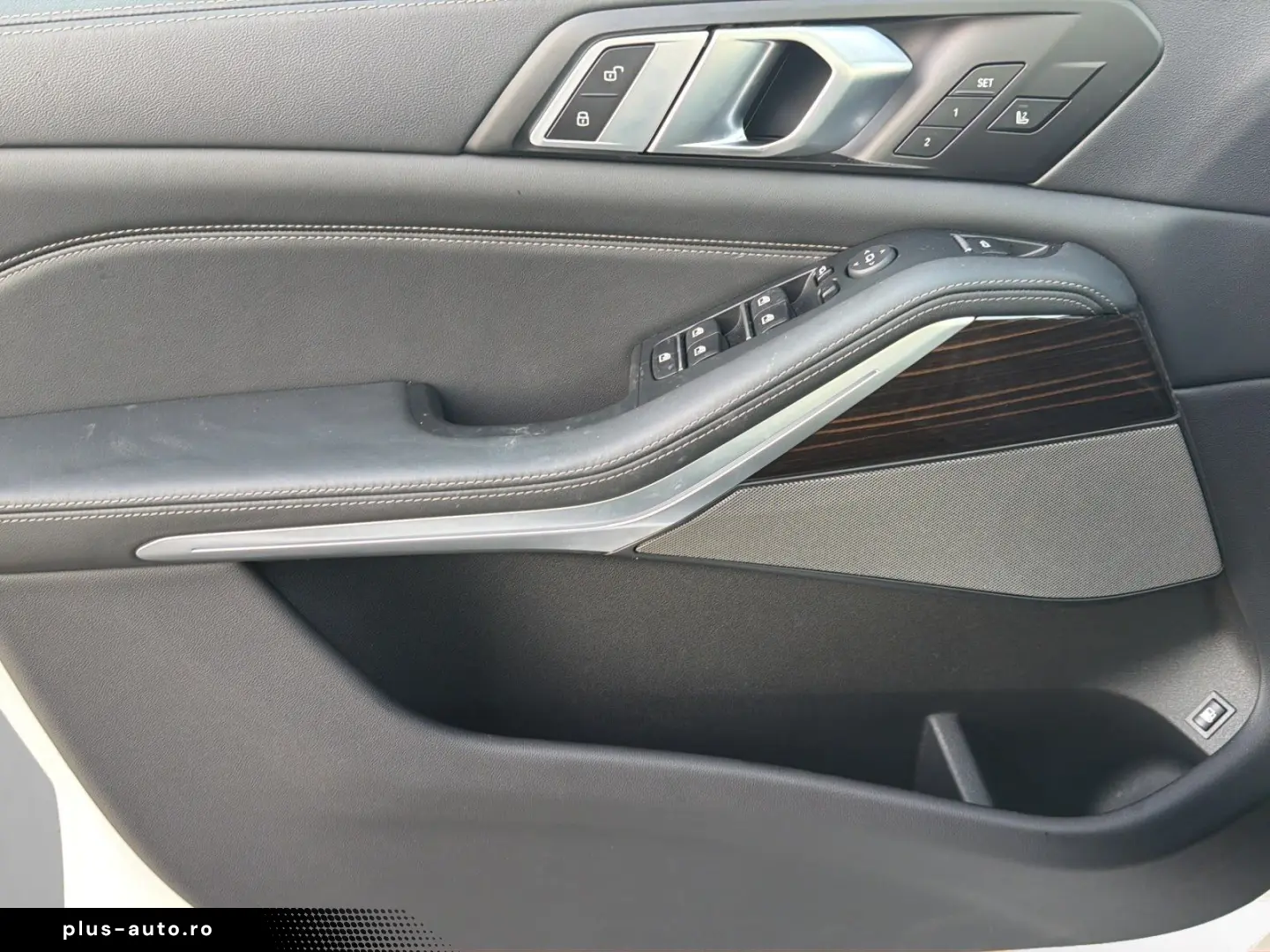 BMW X5 xDrive50e M Sport Pro AHK Pano Head-Up H K