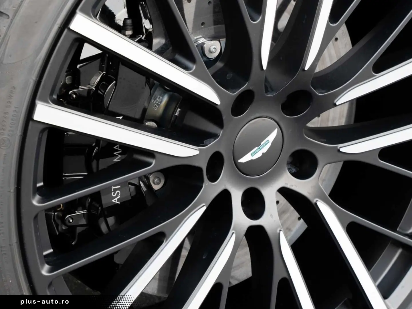 ASTON MARTIN DBX 707 V8 4x4 MY25