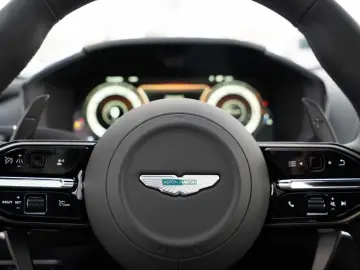 ASTON MARTIN DBX 707 V8 4x4 MY25