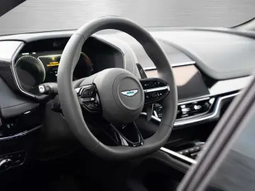 ASTON MARTIN DBX 707 V8 4x4 MY25