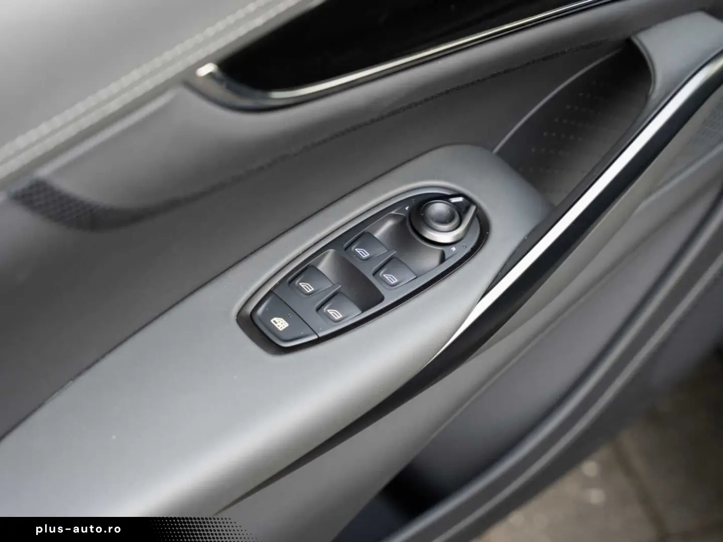 ASTON MARTIN DBX 707 V8 4x4 MY25