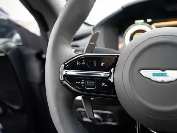 ASTON MARTIN DBX 707 V8 4x4 MY25