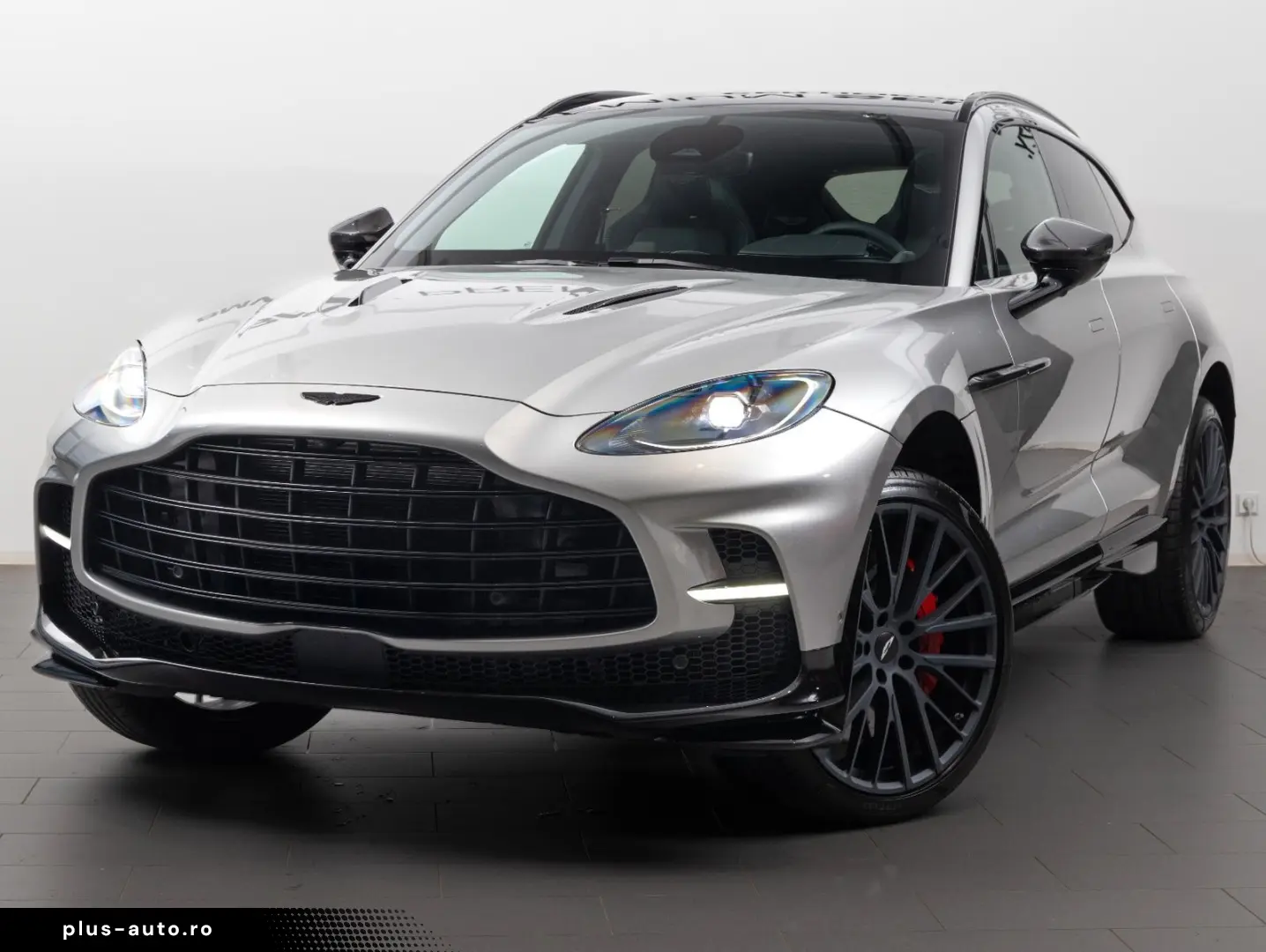 ASTON MARTIN DBX707  25MY  B&W