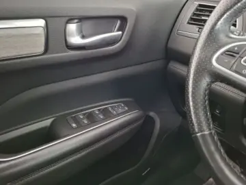 RENAULT KOLEOS 2.0 dCi 190 Initiale Paris XTronic 4WD