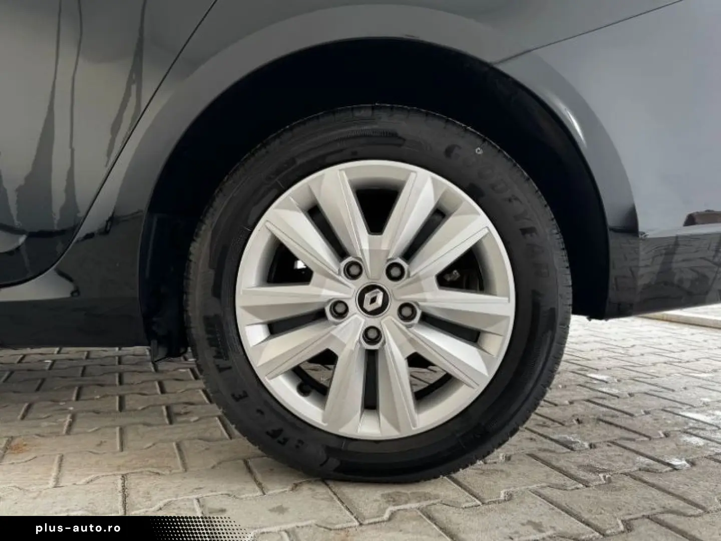 RENAULT MEGANE 1.3 TCe 140CP Zen EDC