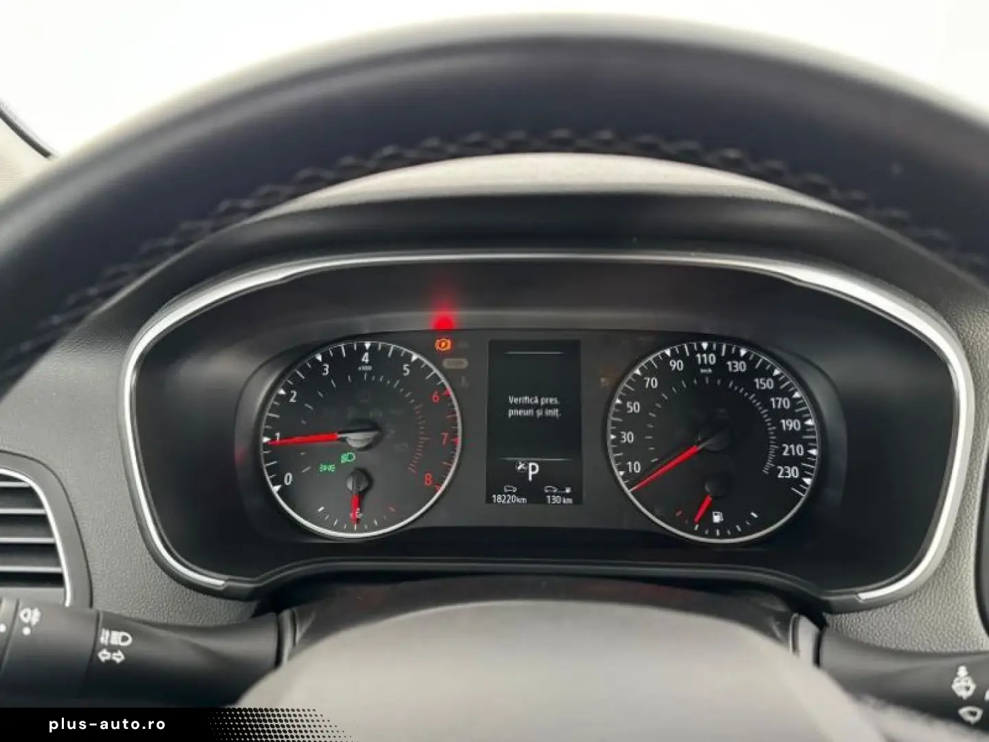 RENAULT MEGANE 1.3 TCe 140CP Zen EDC