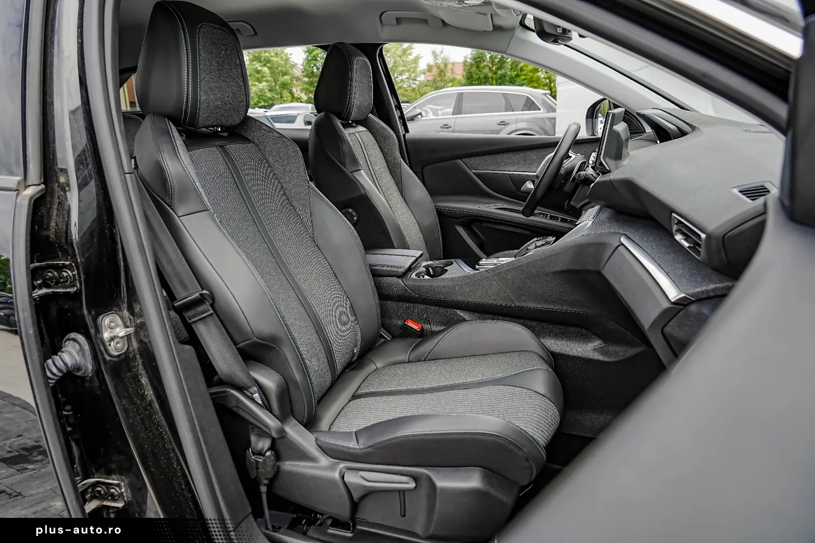 Peugeot 3008 Hybrid 225 e-EAT8 Allure Pack