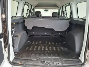 DACIA DOKKER 1.5 Blue dCi 95 Laureate