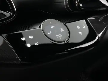 FERRARI Purosangue FULL CARBON