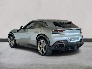 FERRARI Purosangue      Ferrari Frankfurt