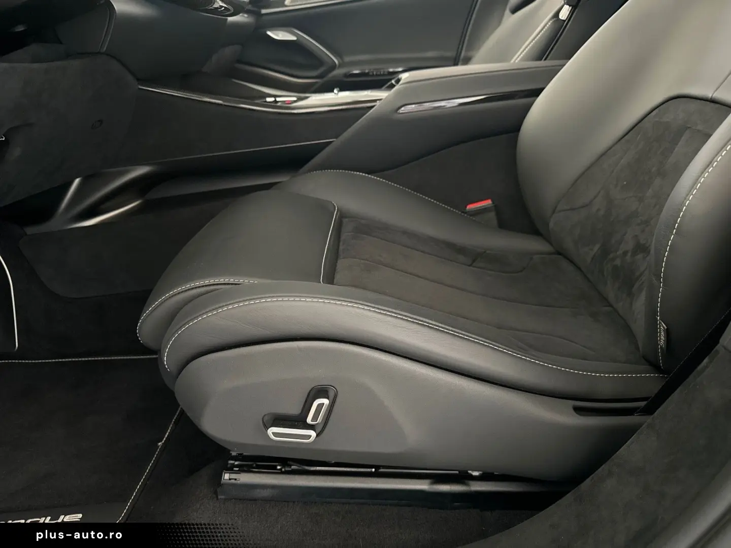 FERRARI Purosangue      Ferrari Frankfurt