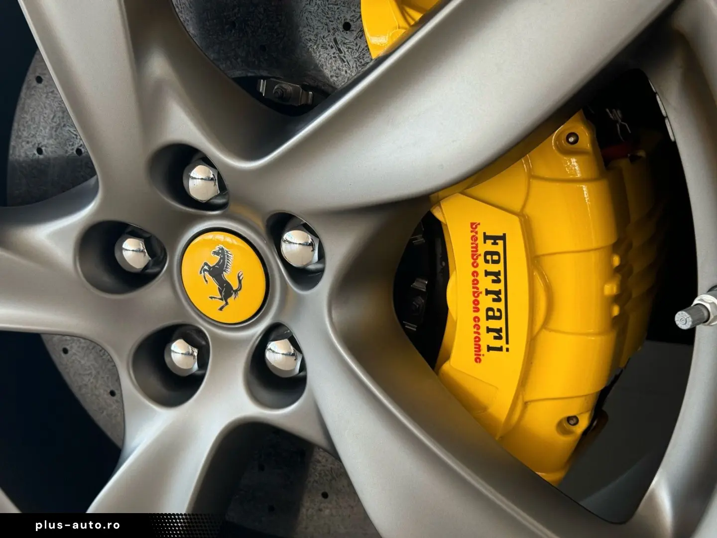 FERRARI Purosangue      Ferrari Frankfurt