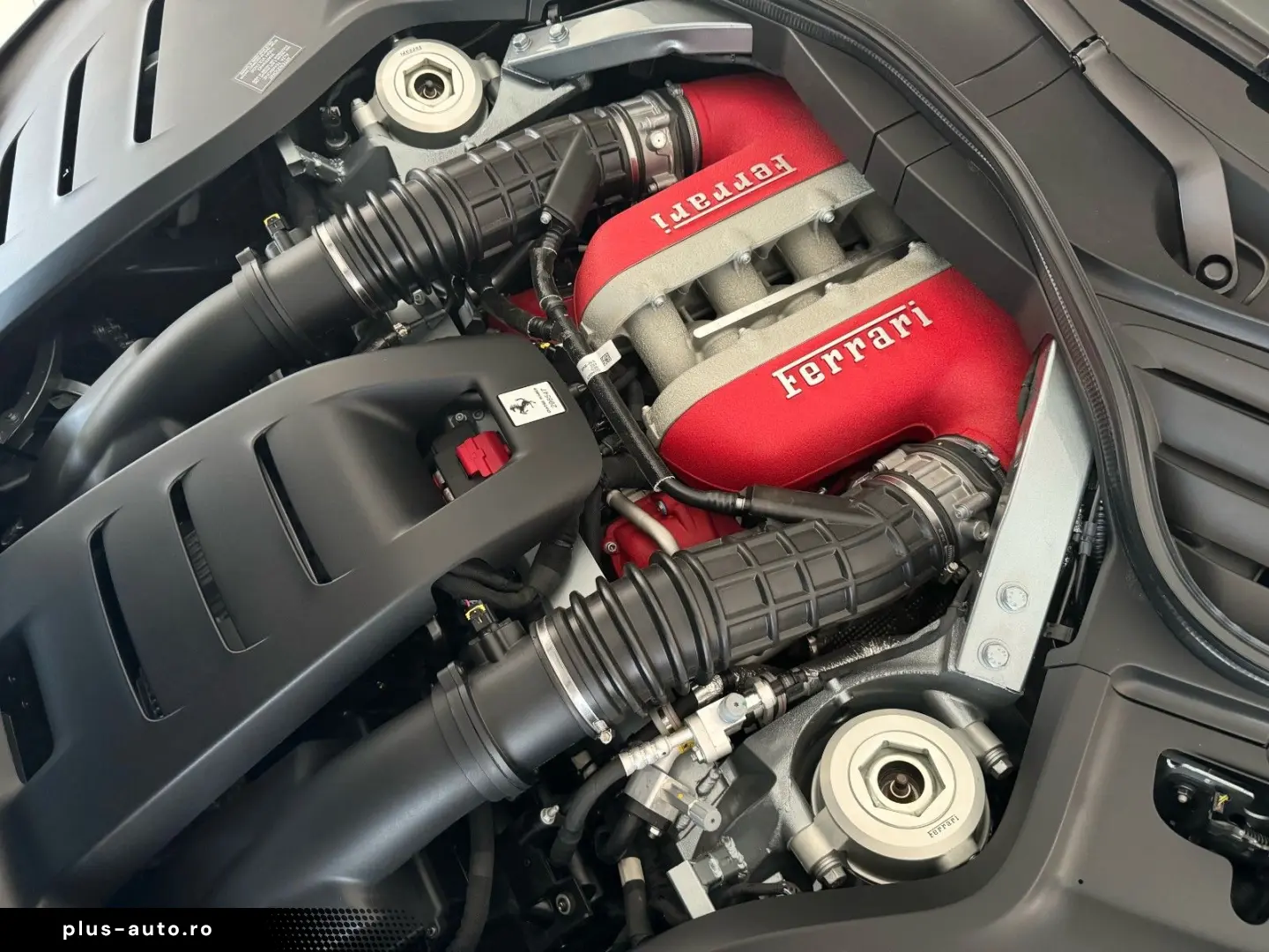 FERRARI Purosangue      Ferrari Frankfurt