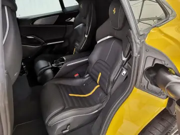 FERRARI Purosangue 6.5 V12 Matrix Lift 360  Massage