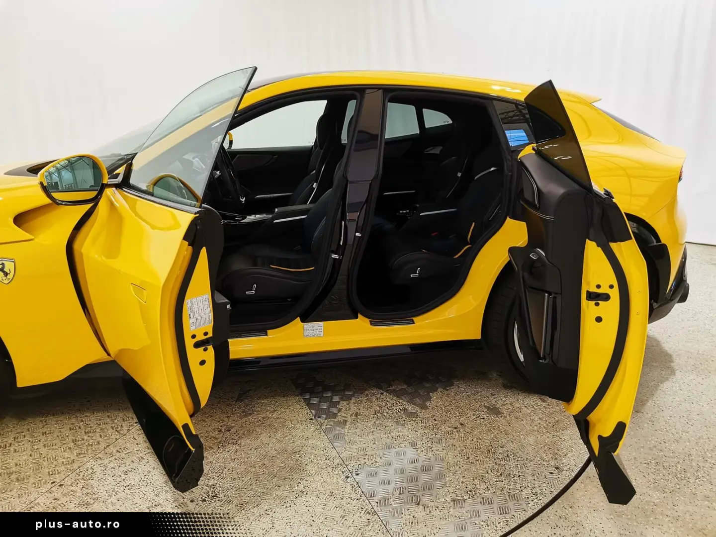 FERRARI Purosangue 6.5 V12 Matrix Lift 360  Massage