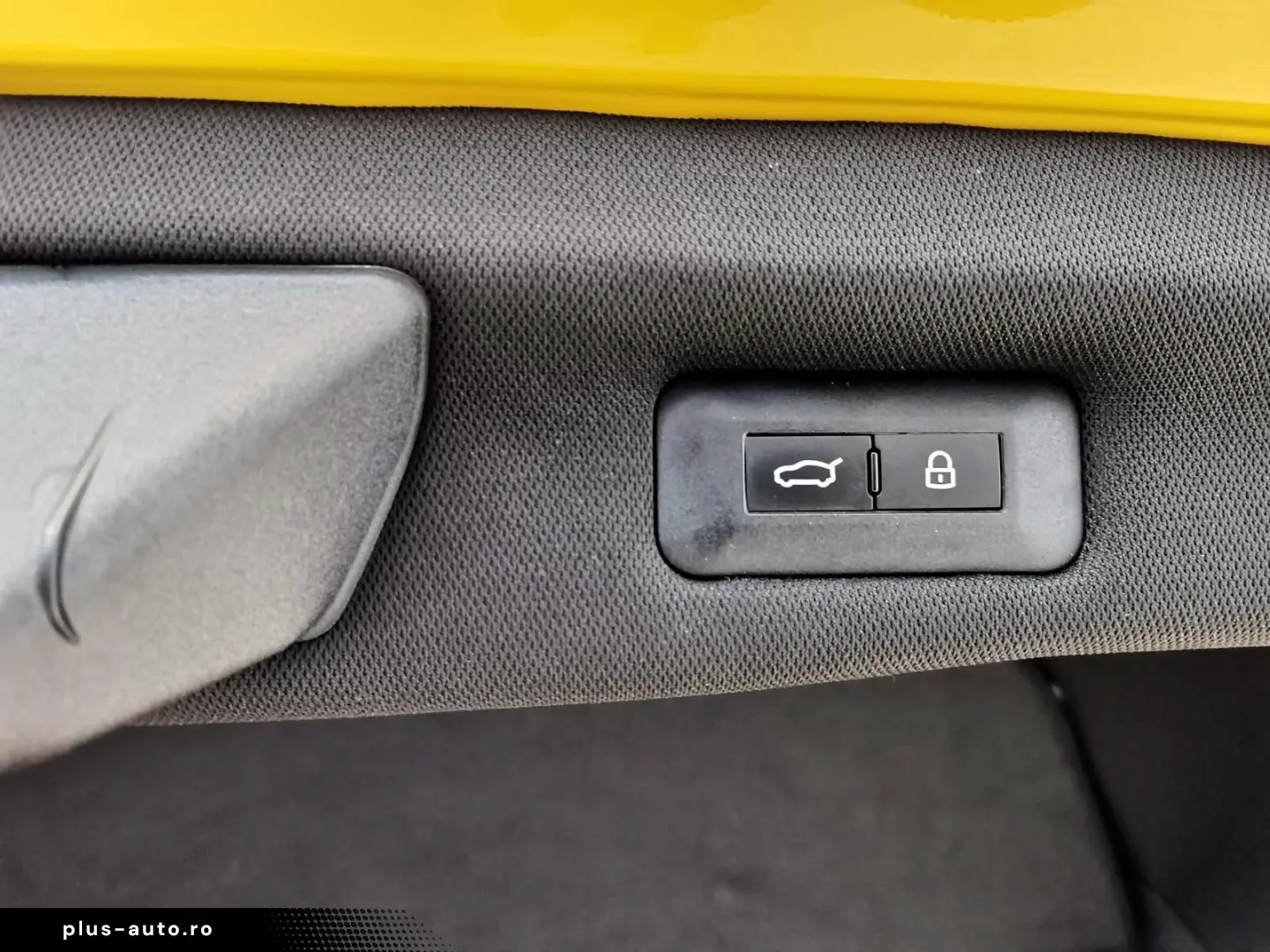 FERRARI Purosangue 6.5 V12 Matrix Lift 360  Massage